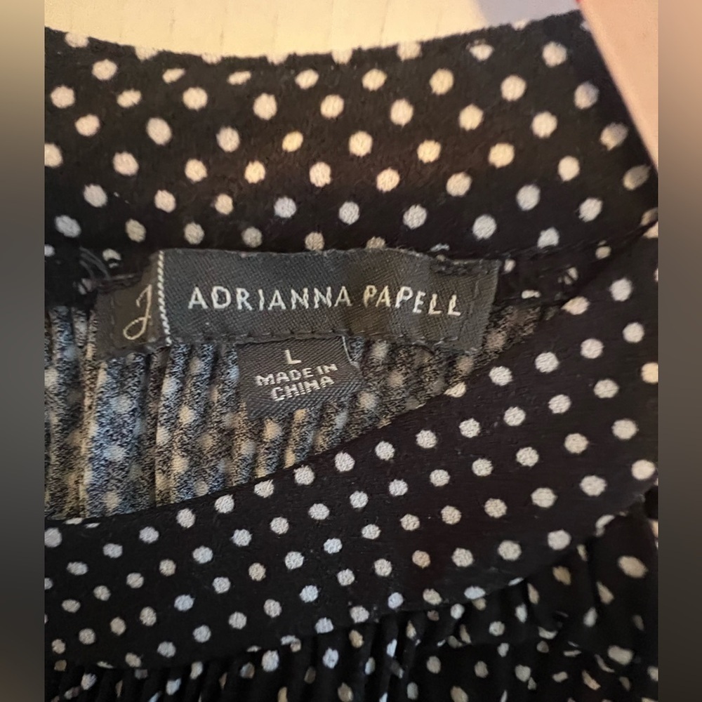ADRIANNA PAPELL Black and White Polka Dot Sleeveless Top. Size Large. Polyester - Picture 5 of 9